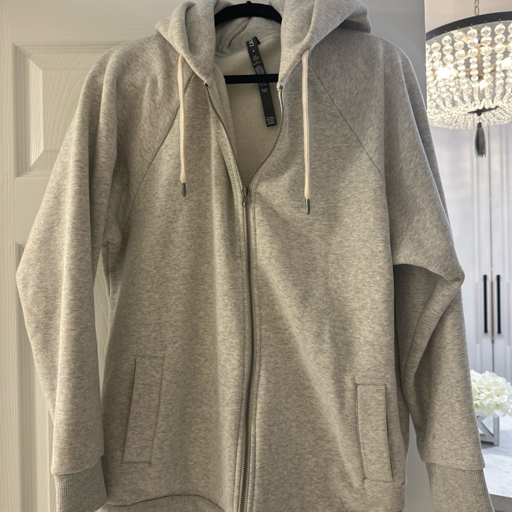 EUC Vuori Light Gray Full Zip-Up Hoodie Longer Length